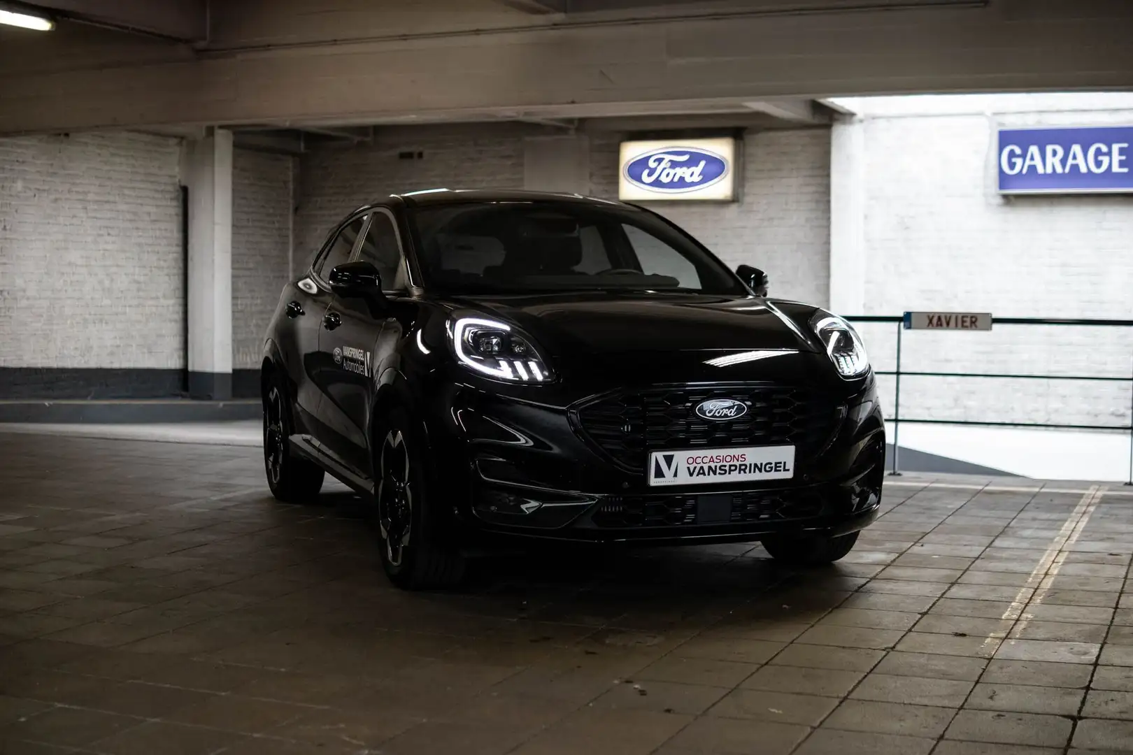 Ford Puma EcoBoost mHEV ST-Line X Zwart - 1