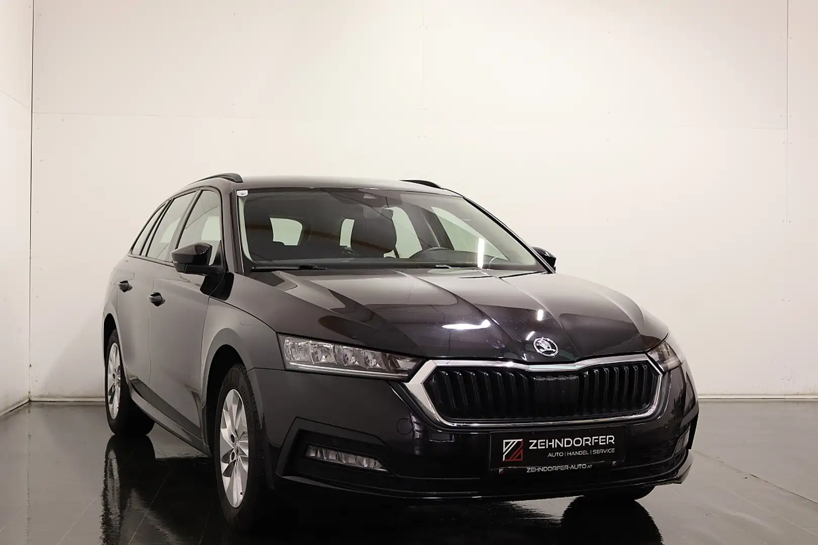 Skoda Octavia Combi 2,0 TDI Business / VIRTUAL / LED / AHK / SHZ Noir - 1