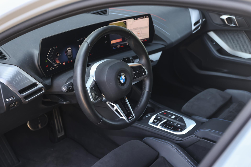 BMW 120 1 Serie M Sport Automaat / Sportstoelen / M Adapti — photo 9