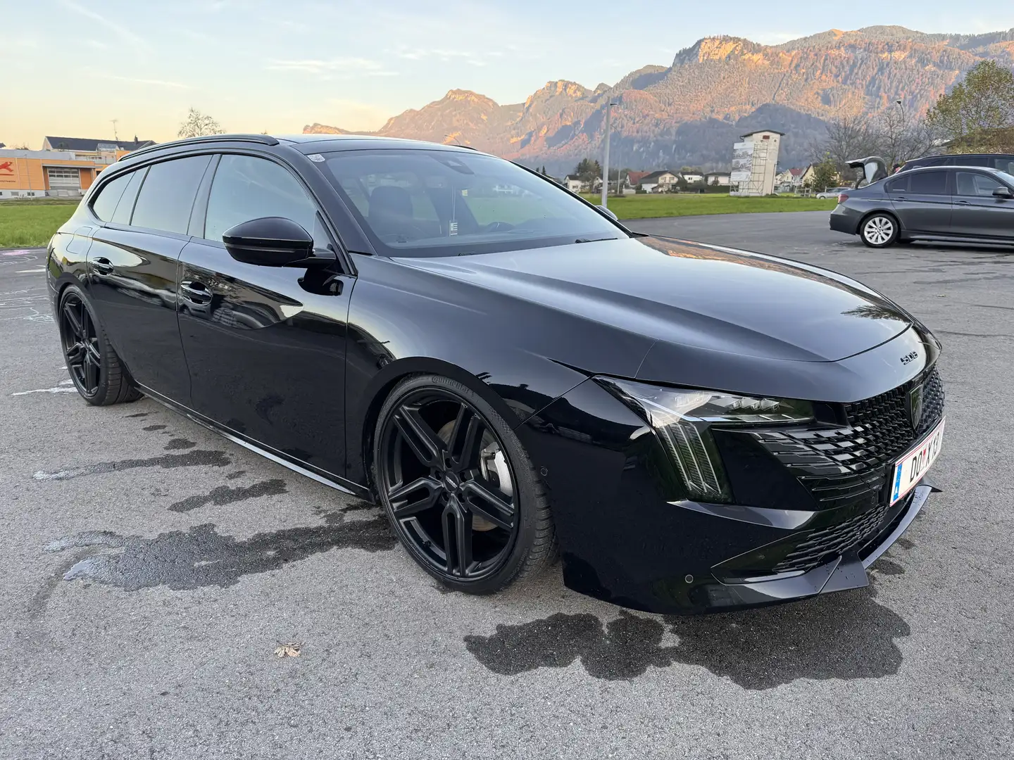 Peugeot 508 SW Hybrid 225 PHEV e-EAT8 GT Aut. Schwarz - 1
