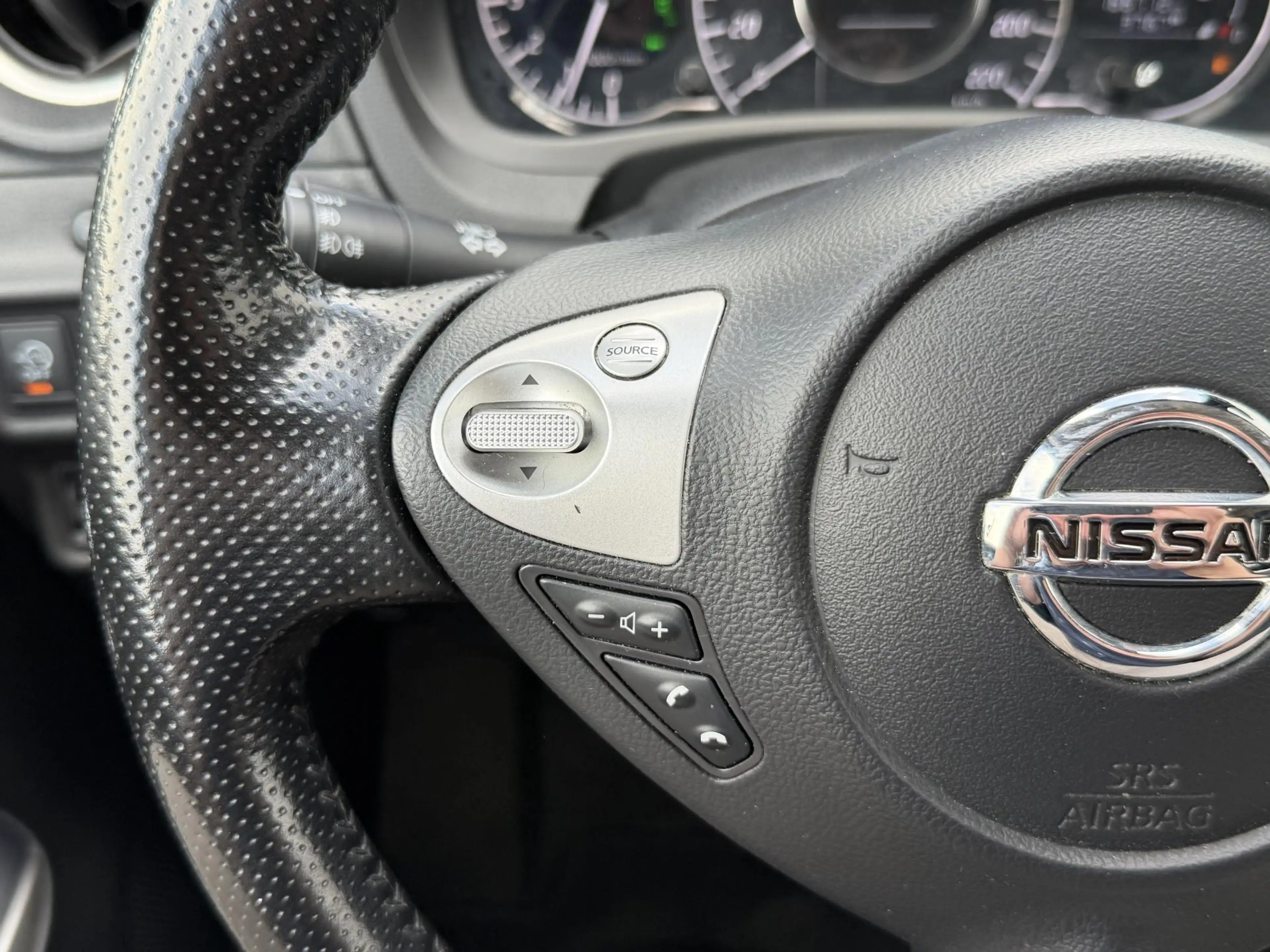 Nissan Note 1.2 Tekna | Dealer-Onderhouden/360° Camera/16-inch — photo 27