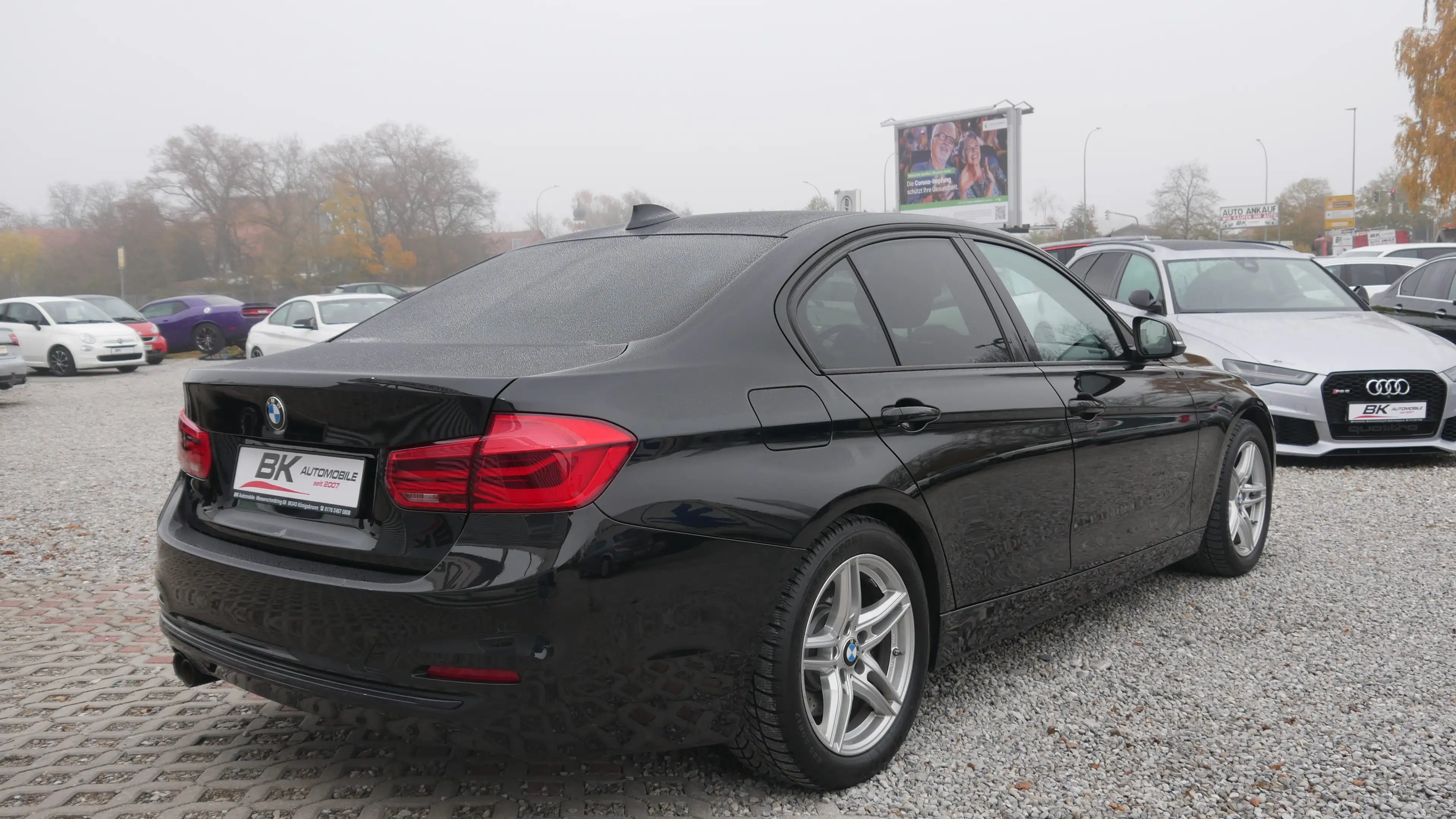 BMW 335 d xDrive Lim. 2. Hand LCI HUD H&K AHK Abstandstemp — photo 3