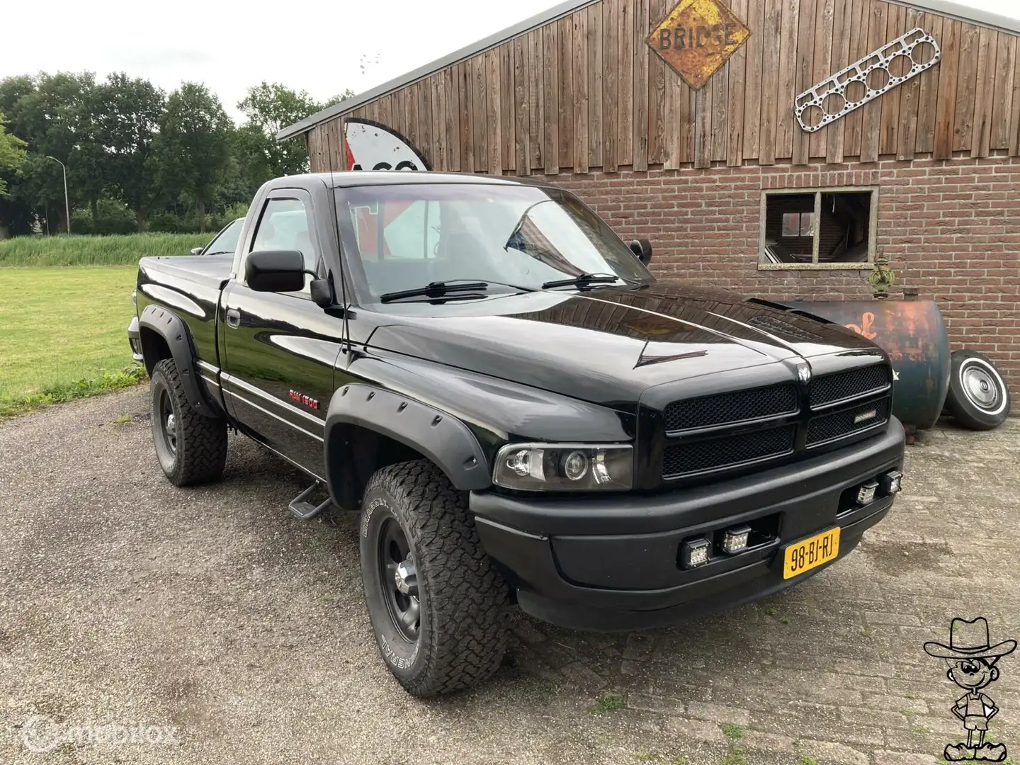 Dodge RAM 1500 Pick up 2wd LPG v8 Negro - 1