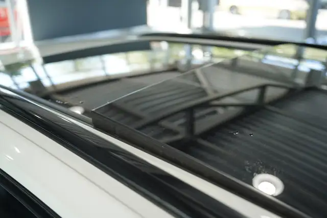 Porsche Cayenne view 7