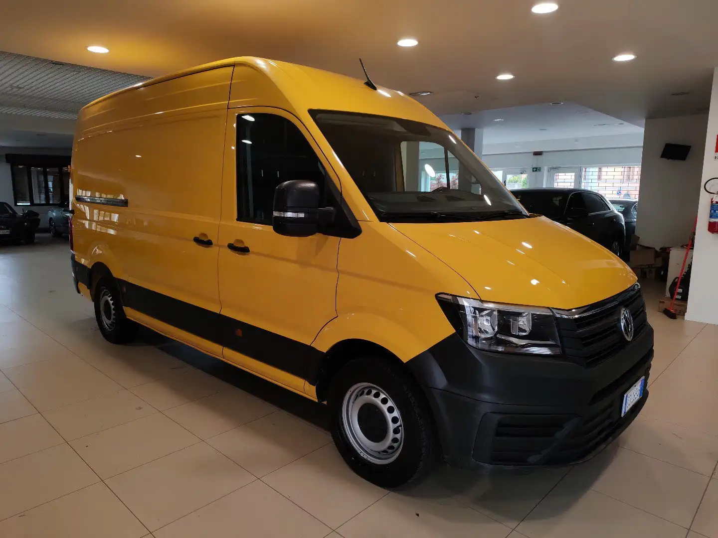 Volkswagen Crafter 30 2.0 TDI 140cv PM-TM Furgone Telecamera Clima Sarı - 2
