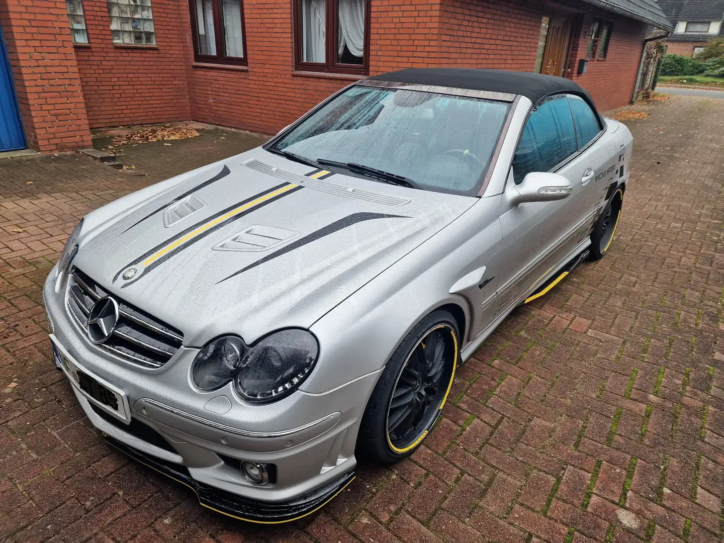 Mercedes-Benz CLK 320 CLK-Klasse Cabrio ( AMG 63 Umbau) Argent - 1