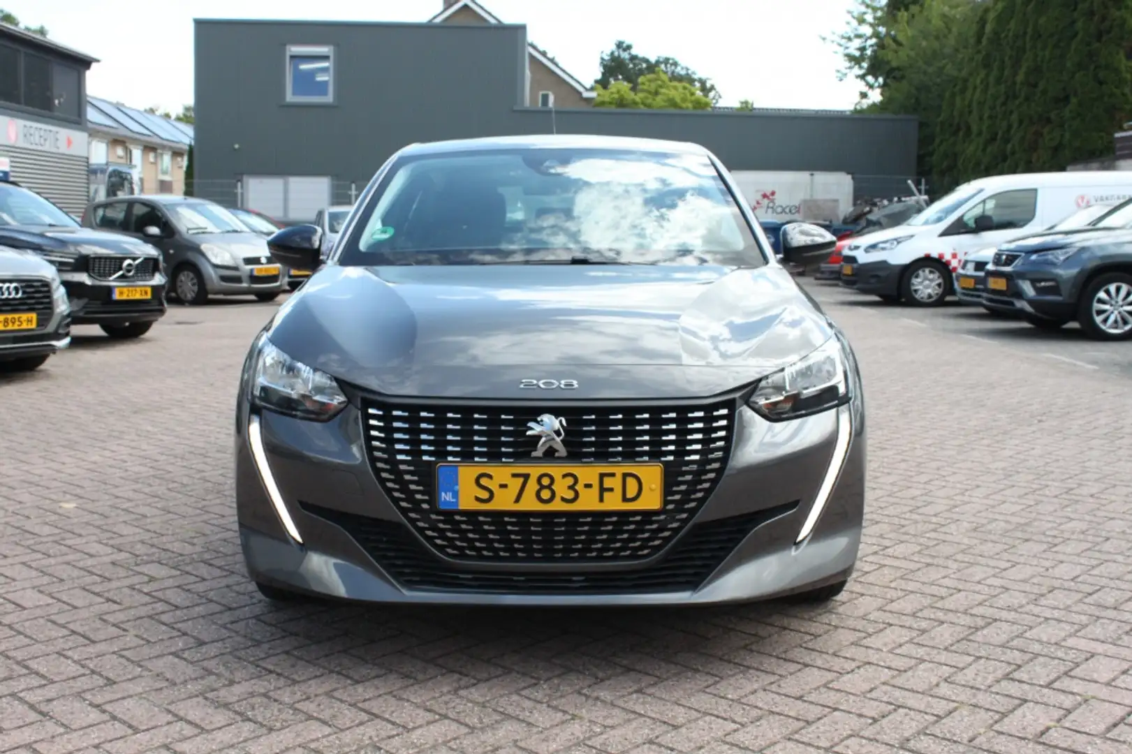Peugeot 208 1.2 PureTech Active, Apple carplay/Android. Gris - 2