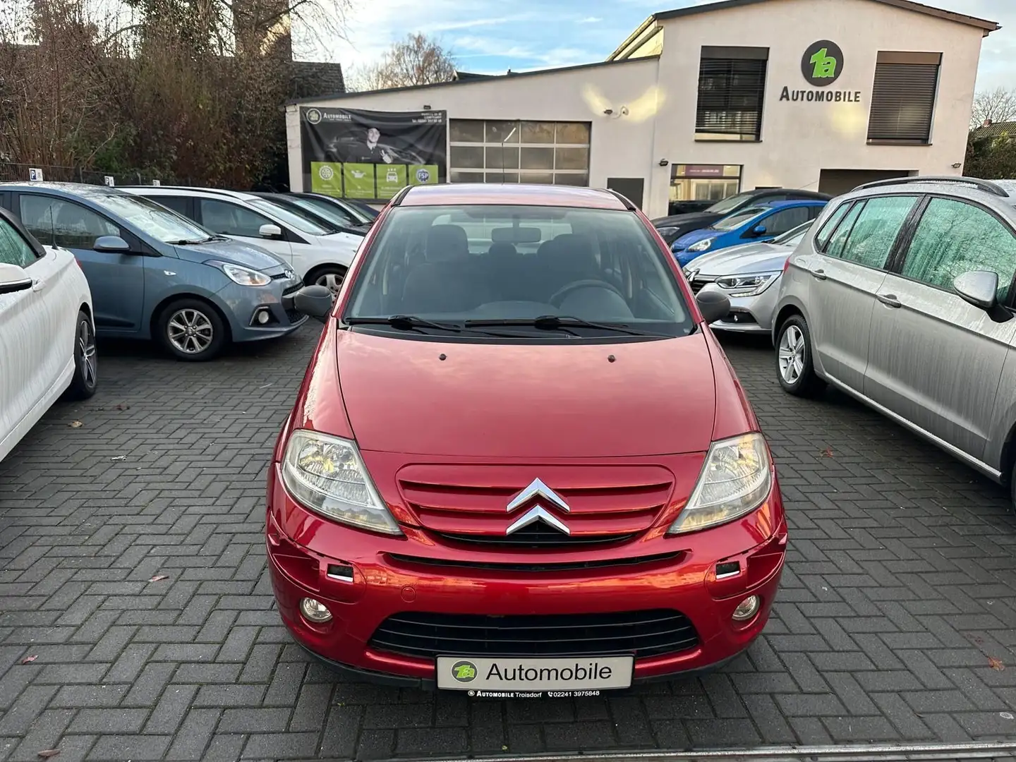 Citroen C3 1.4 Confort*KLIMA*4S-REIFEN*TÜV NEU Rot - 2