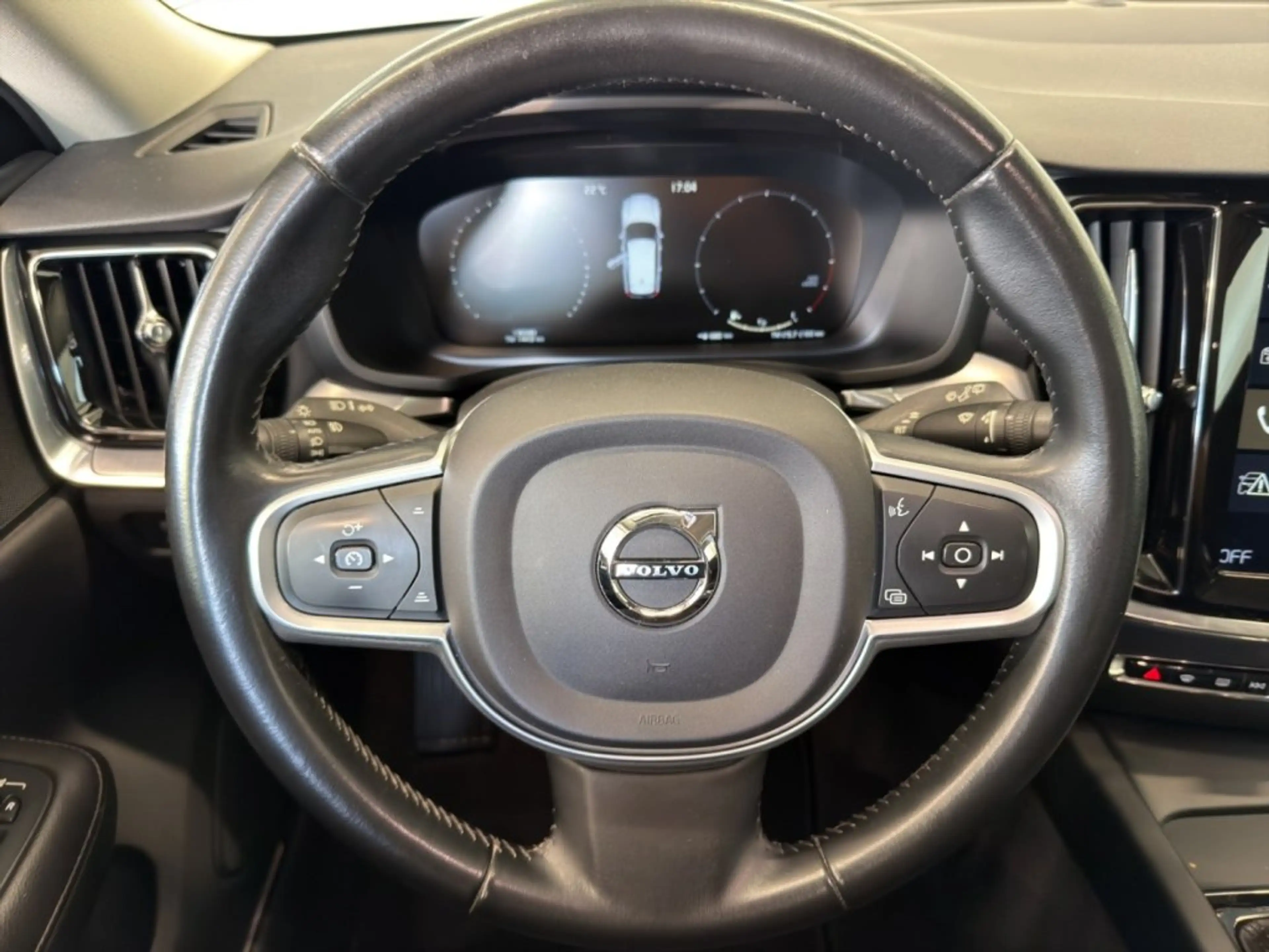Volvo V60 D3 — photo 12