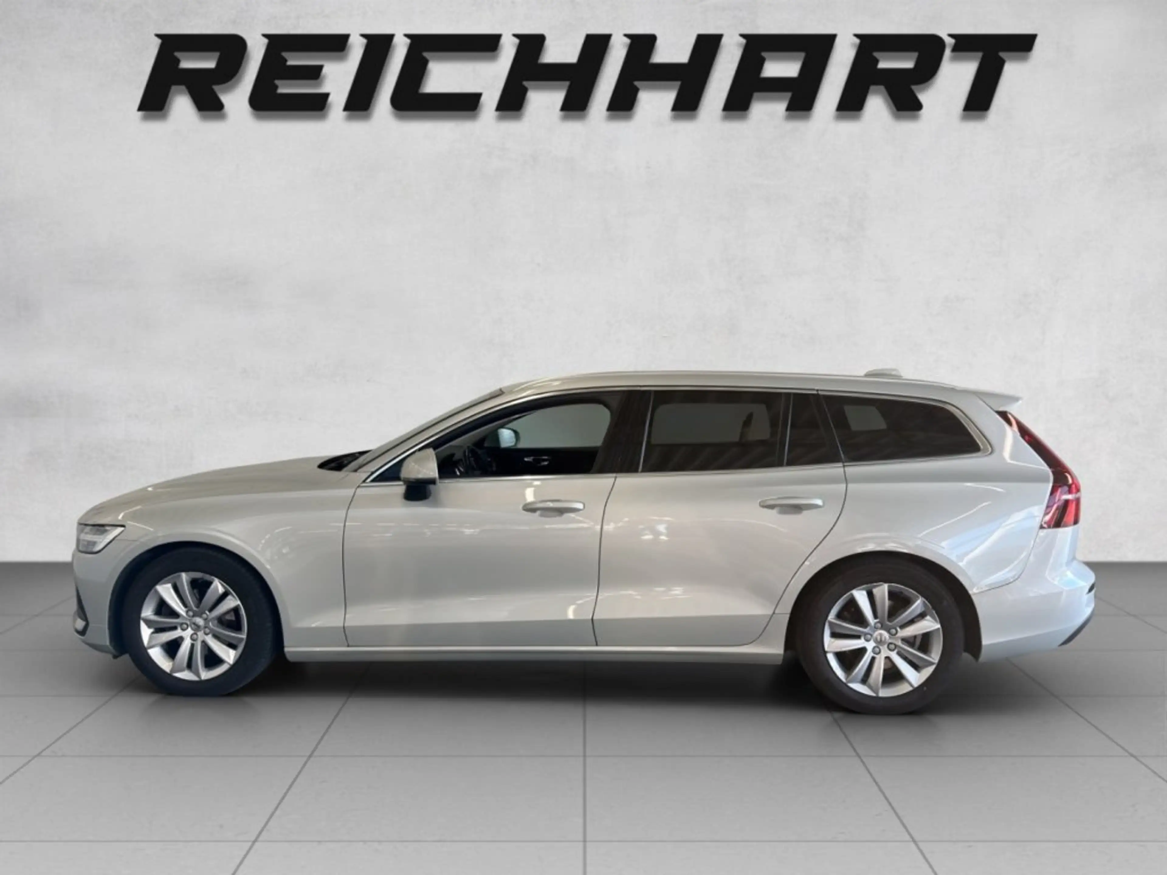 Volvo V60 D3 — photo 2