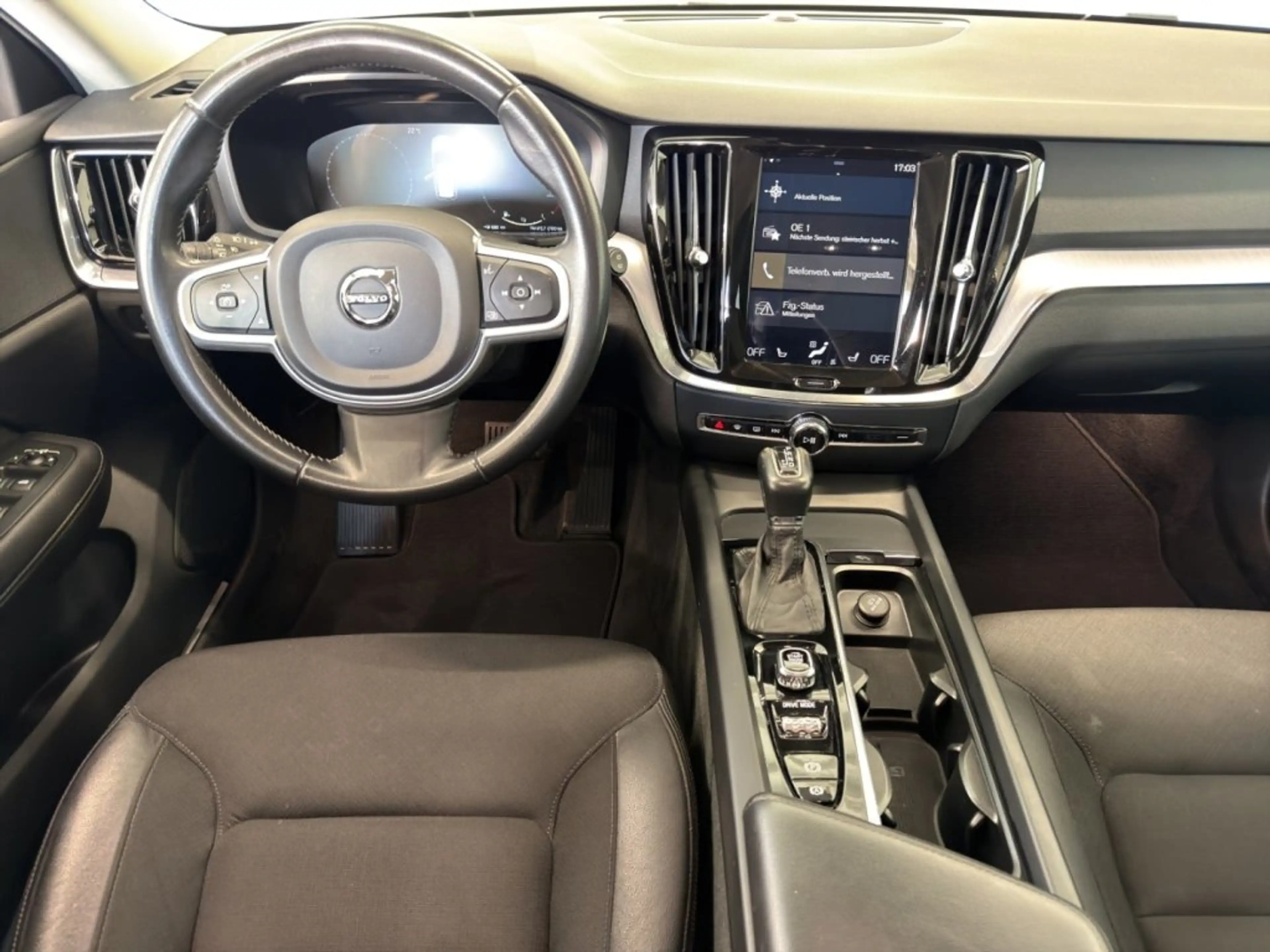 Volvo V60 D3 — photo 9