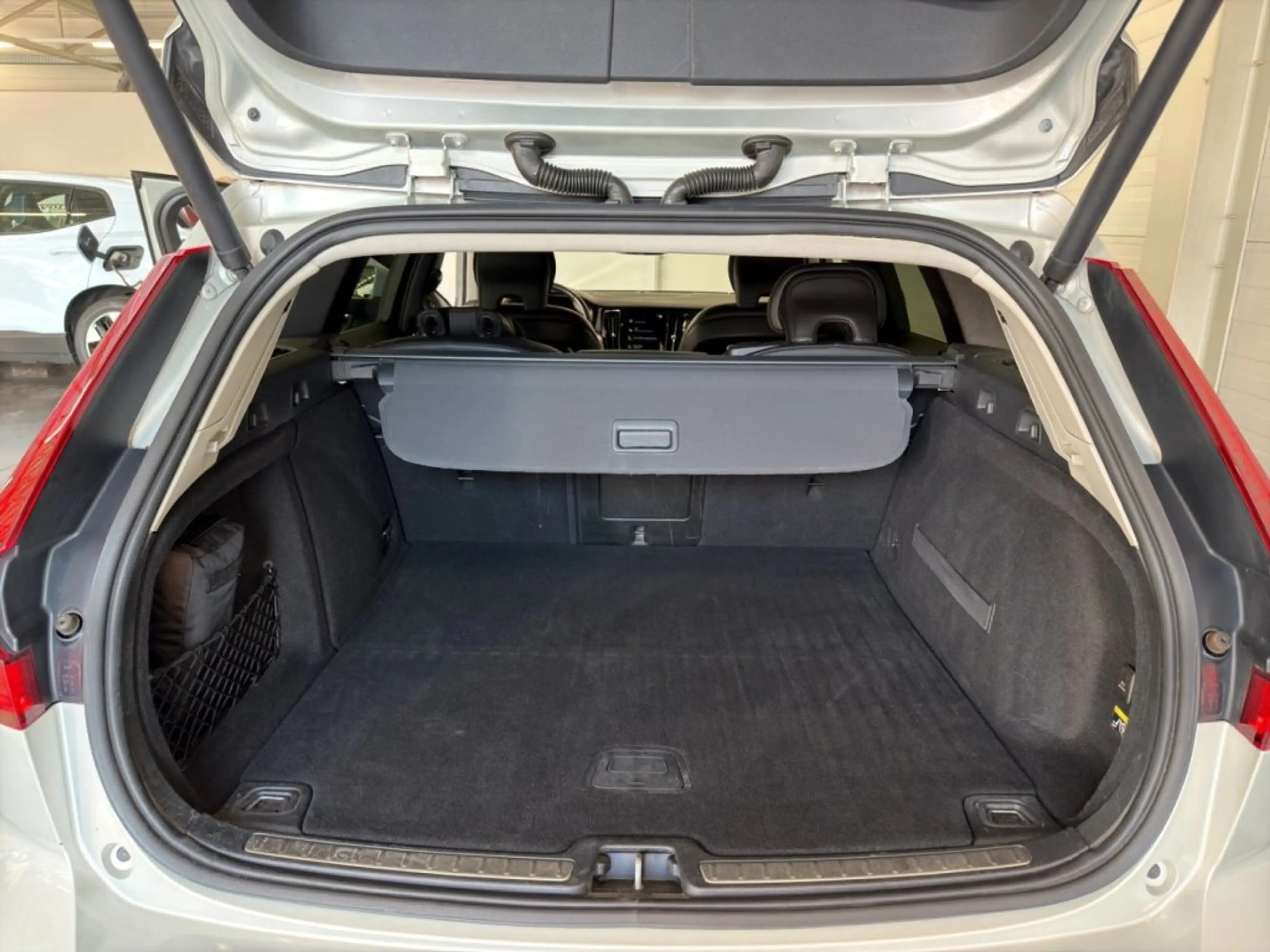 Volvo V60 D3 — photo 14