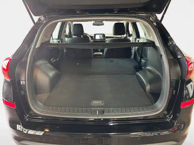 Hyundai Tucson view 12