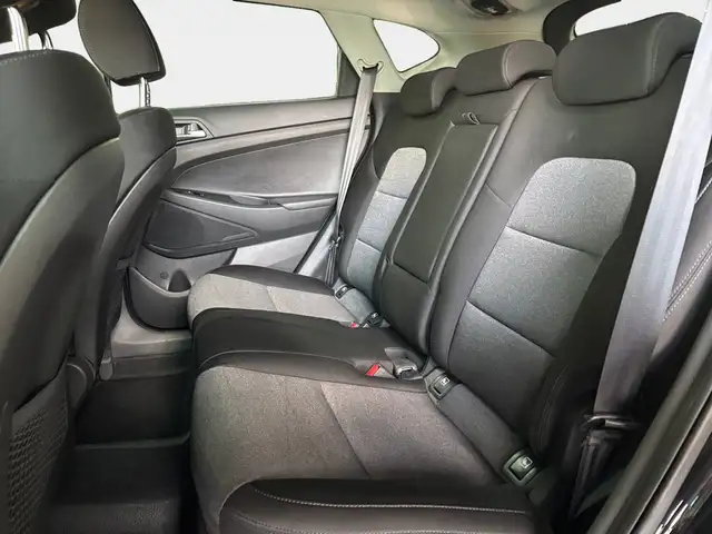 Hyundai Tucson view 10
