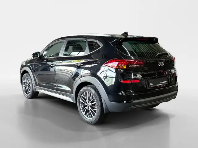 Hyundai Tucson view 4