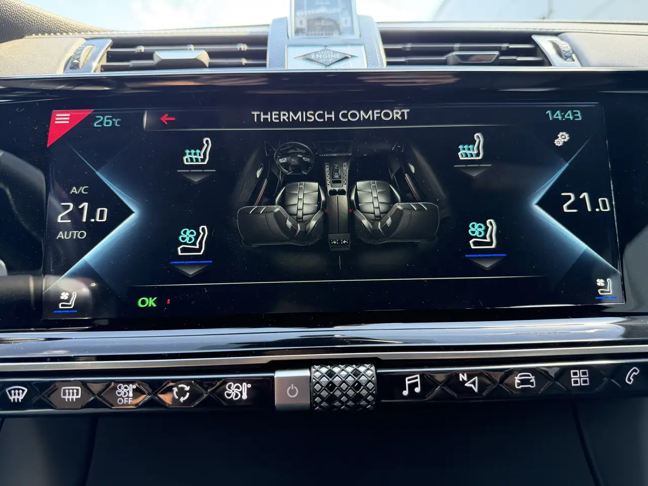 DS Automobiles DS 7 Crossback 2021 — фото 31