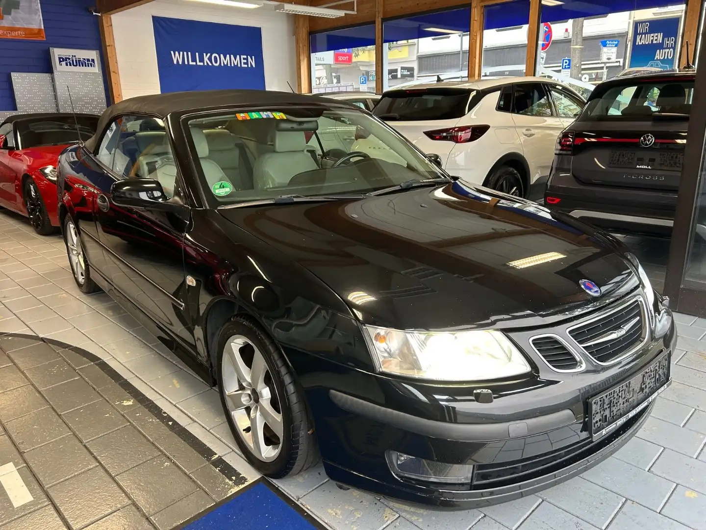 Saab 9-3 Cabriolet 1.9 TiD Vector Schwarz - 1