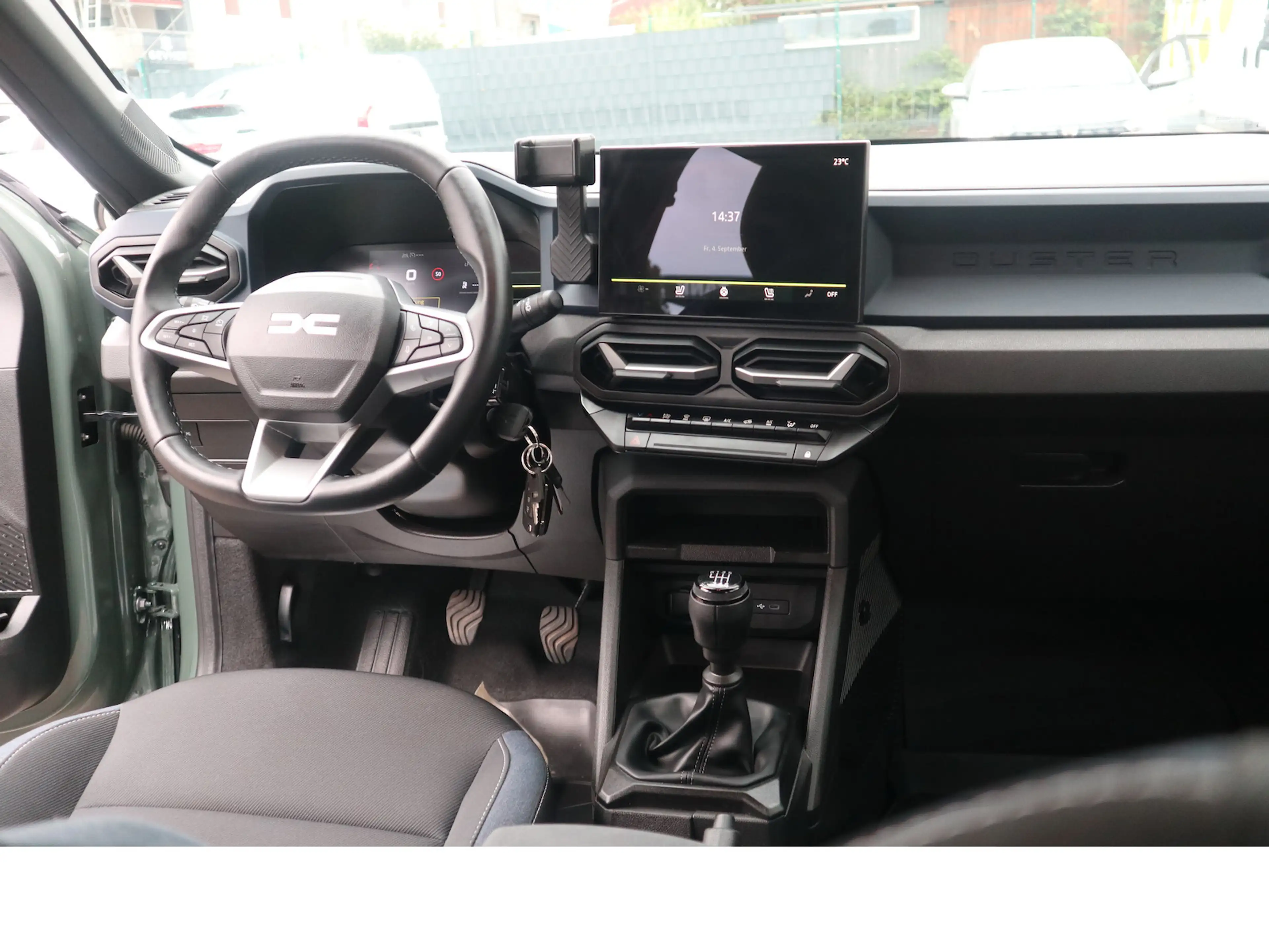 Dacia Duster ECO-G 100 Expression LPG Scheckheftgepfle — photo 15