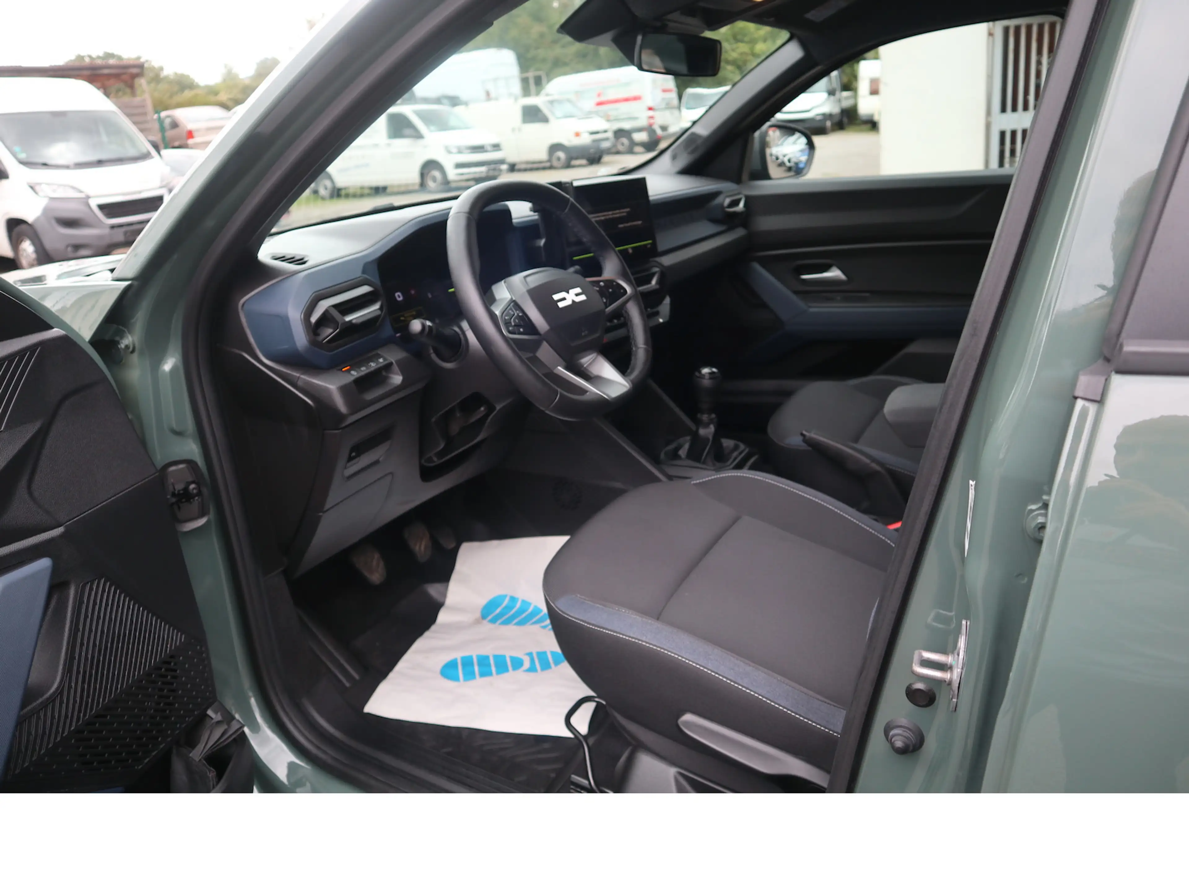 Dacia Duster ECO-G 100 Expression LPG Scheckheftgepfle — photo 8
