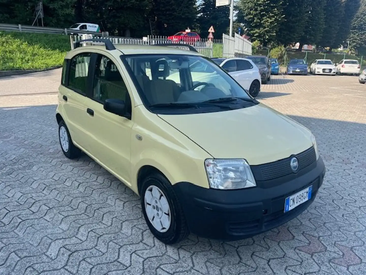 Fiat Panda Panda II 2003 1.1 Actual c/abs Giallo - 2