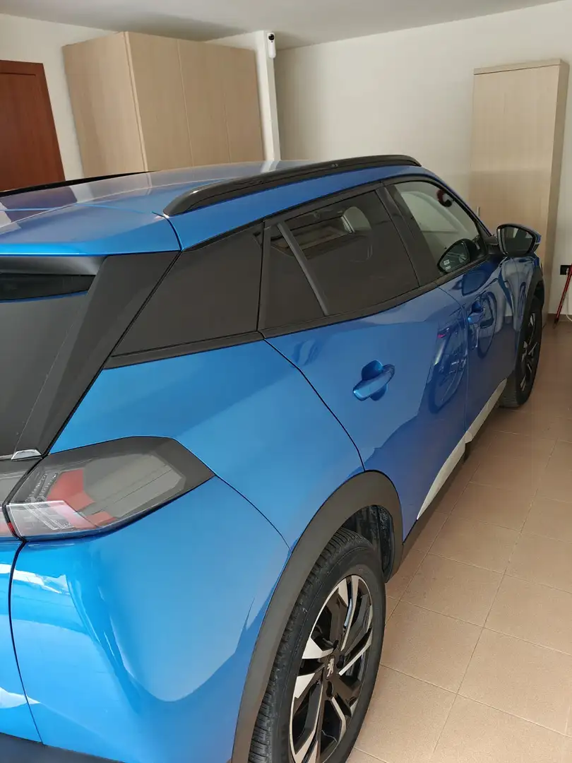 Peugeot e-2008 allure - 1