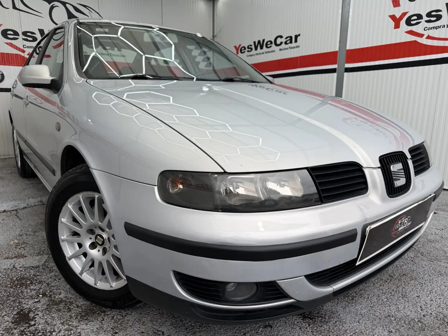 SEAT Toledo 1.9 TDi Signum-a Plateado - 1