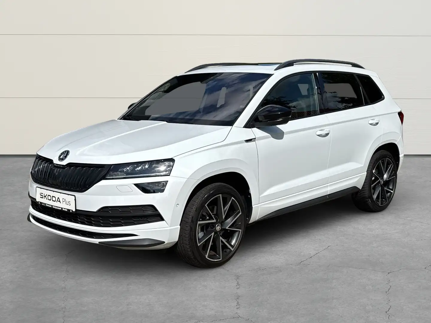 Skoda Karoq Sportline 2.0TDI+DSG+4x4+PANO+AHK+360° Weiß - 2