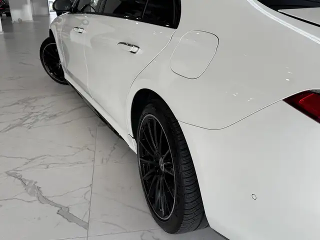 Mercedes-Benz S-Class view 14