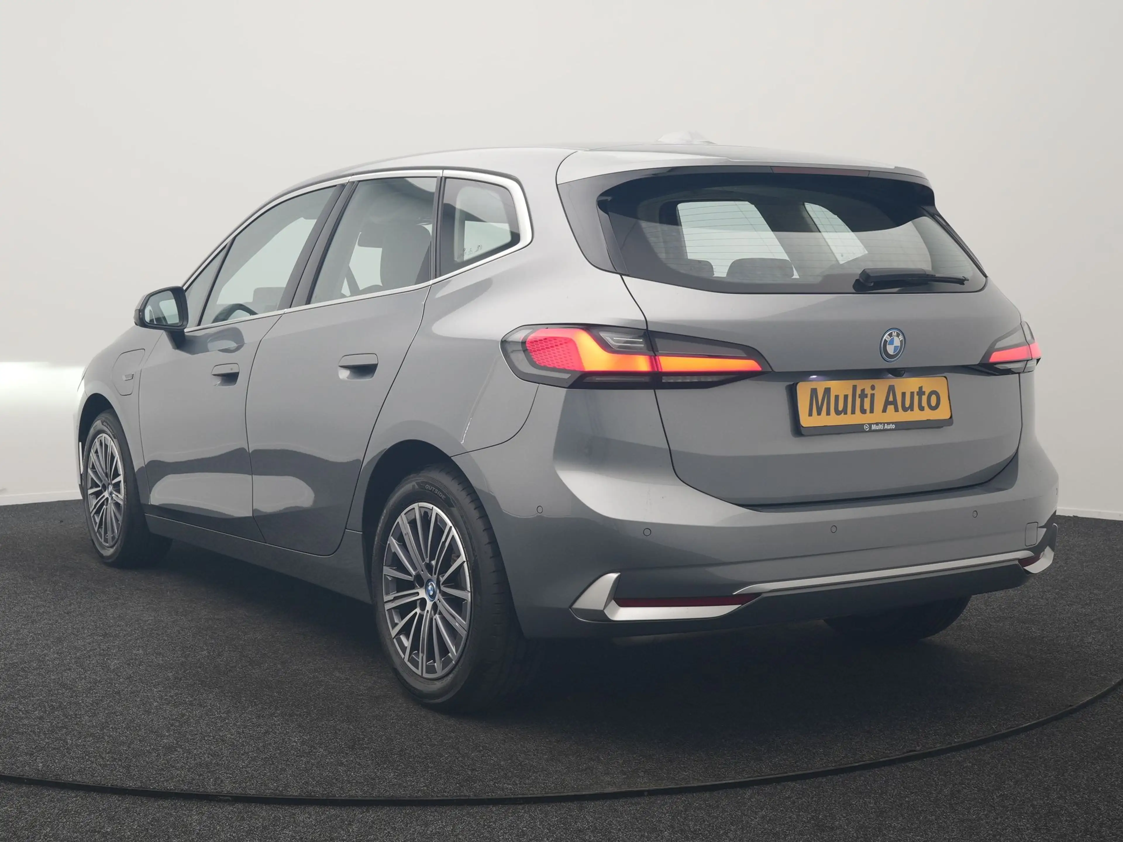 BMW 225 2-serie Active Tourer 225e xDrive Luxury Line PHEV — photo 25