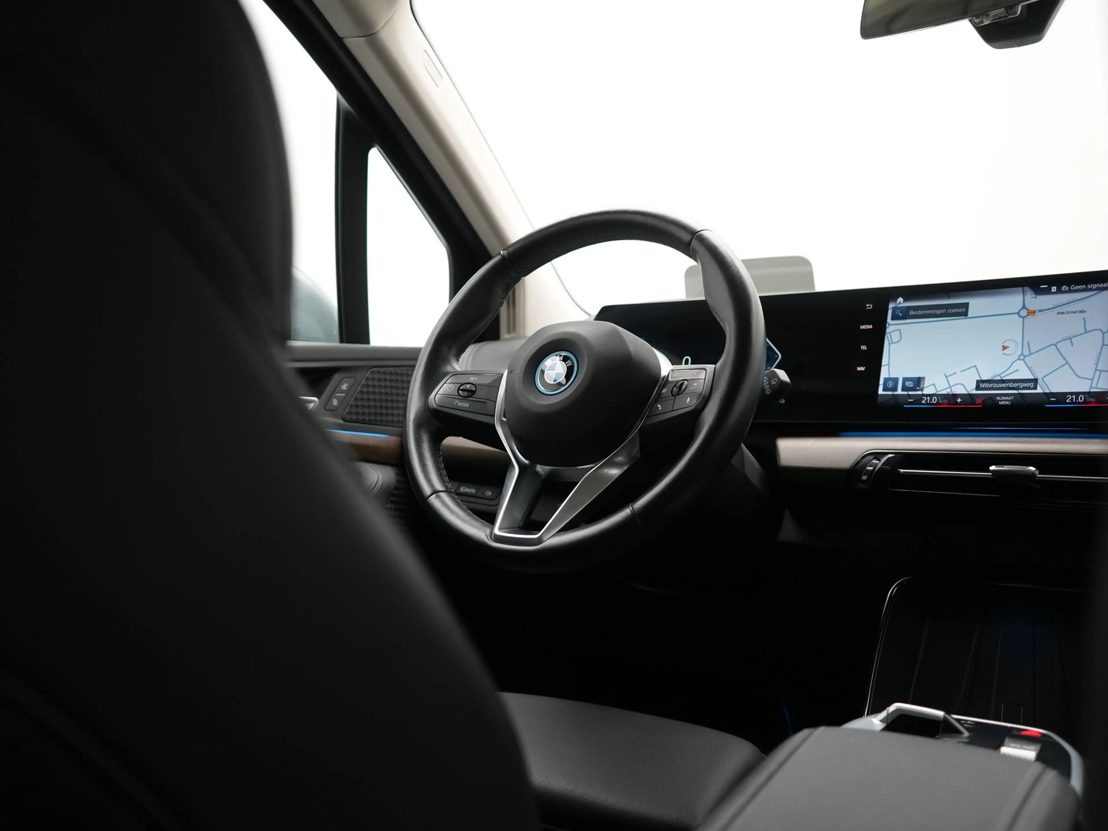 BMW 225 2-serie Active Tourer 225e xDrive Luxury Line PHEV — photo 28