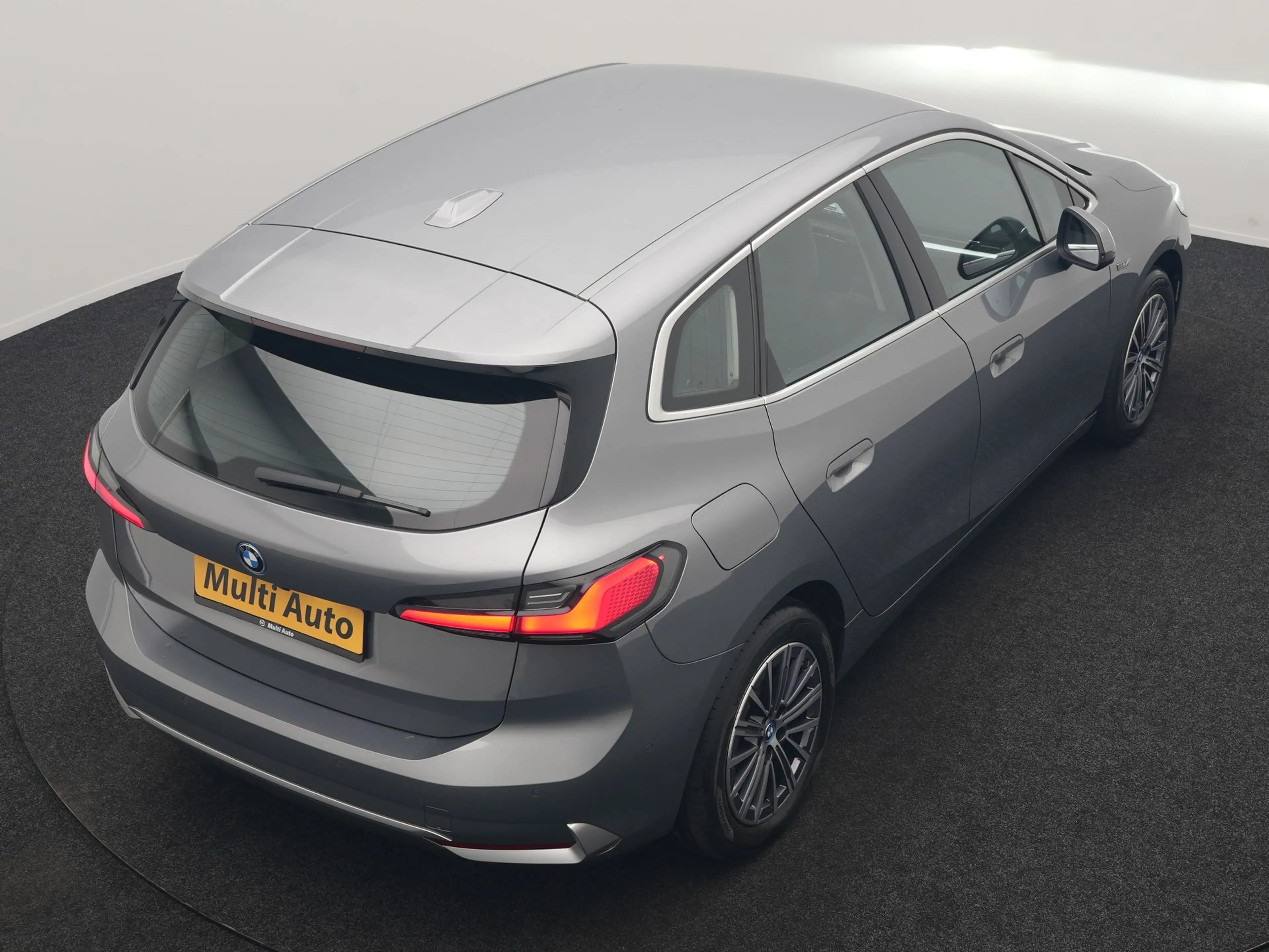 BMW 225 2-serie Active Tourer 225e xDrive Luxury Line PHEV — photo 31