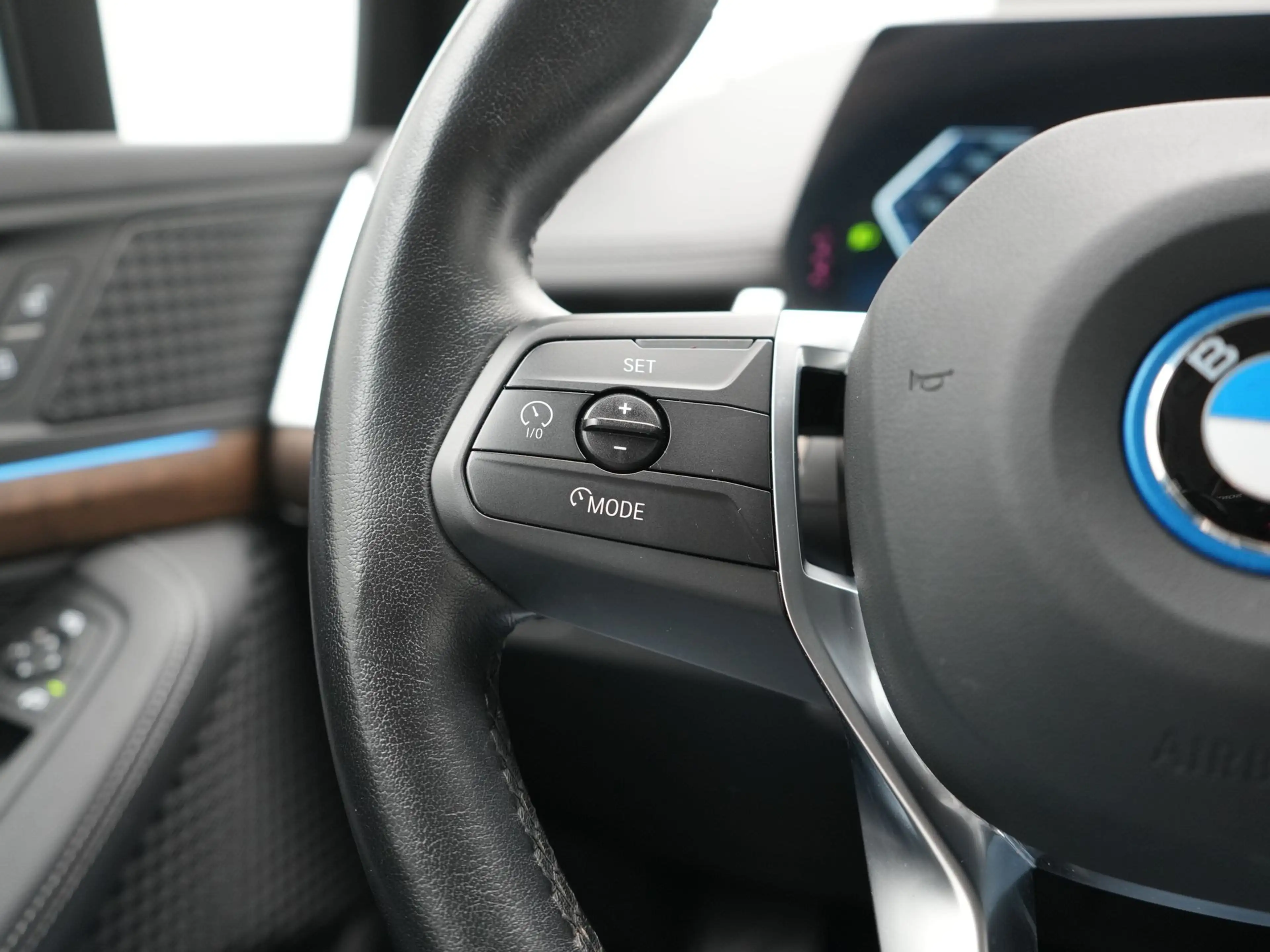 BMW 225 2-serie Active Tourer 225e xDrive Luxury Line PHEV — photo 27