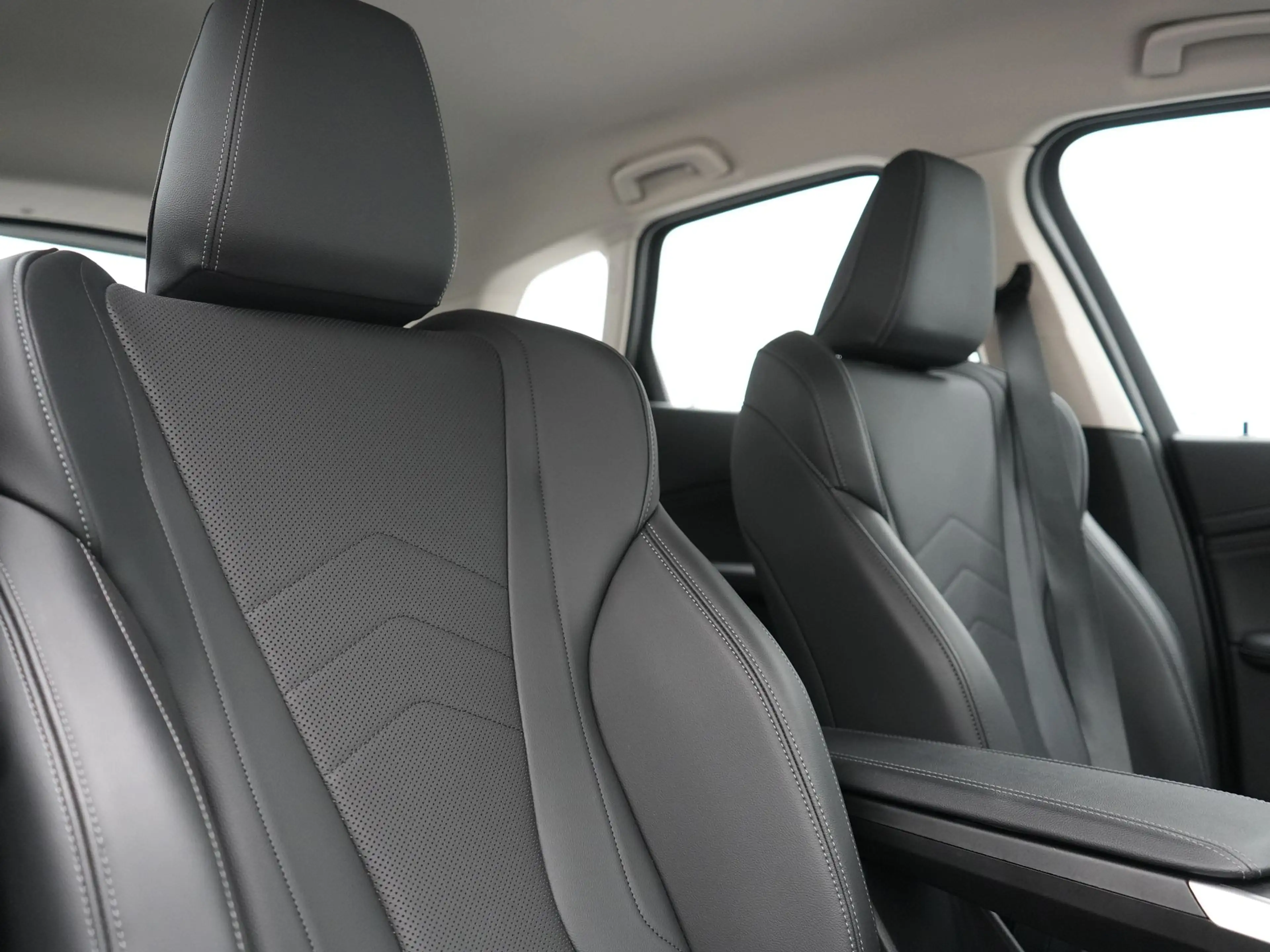 BMW 225 2-serie Active Tourer 225e xDrive Luxury Line PHEV — photo 5
