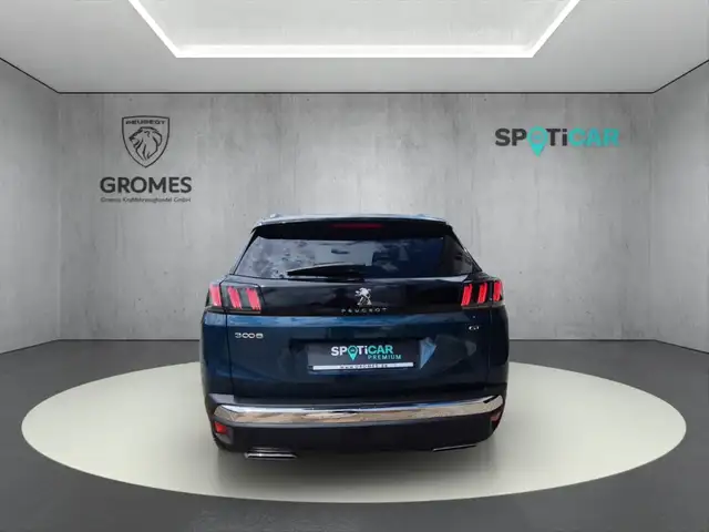 Peugeot 3008 view 4