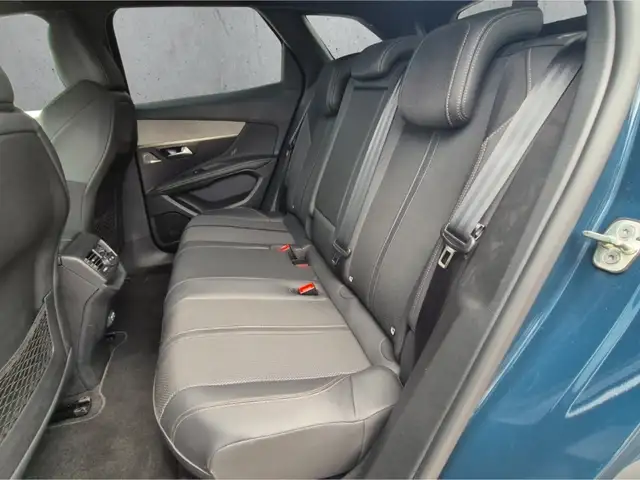 Peugeot 3008 view 8
