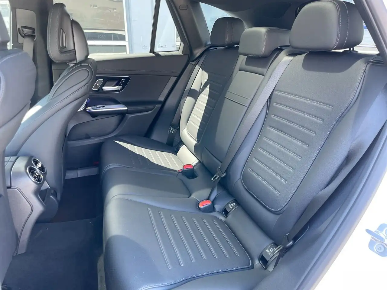 Mercedes-Benz GLC photo Mercedes-Benz GLC