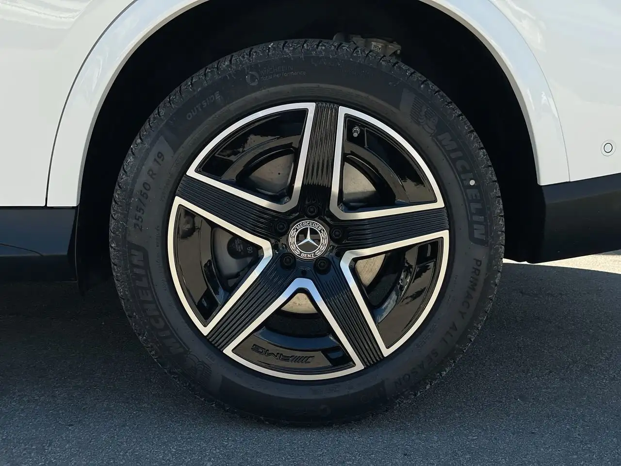 Mercedes-Benz GLC photo Mercedes-Benz GLC