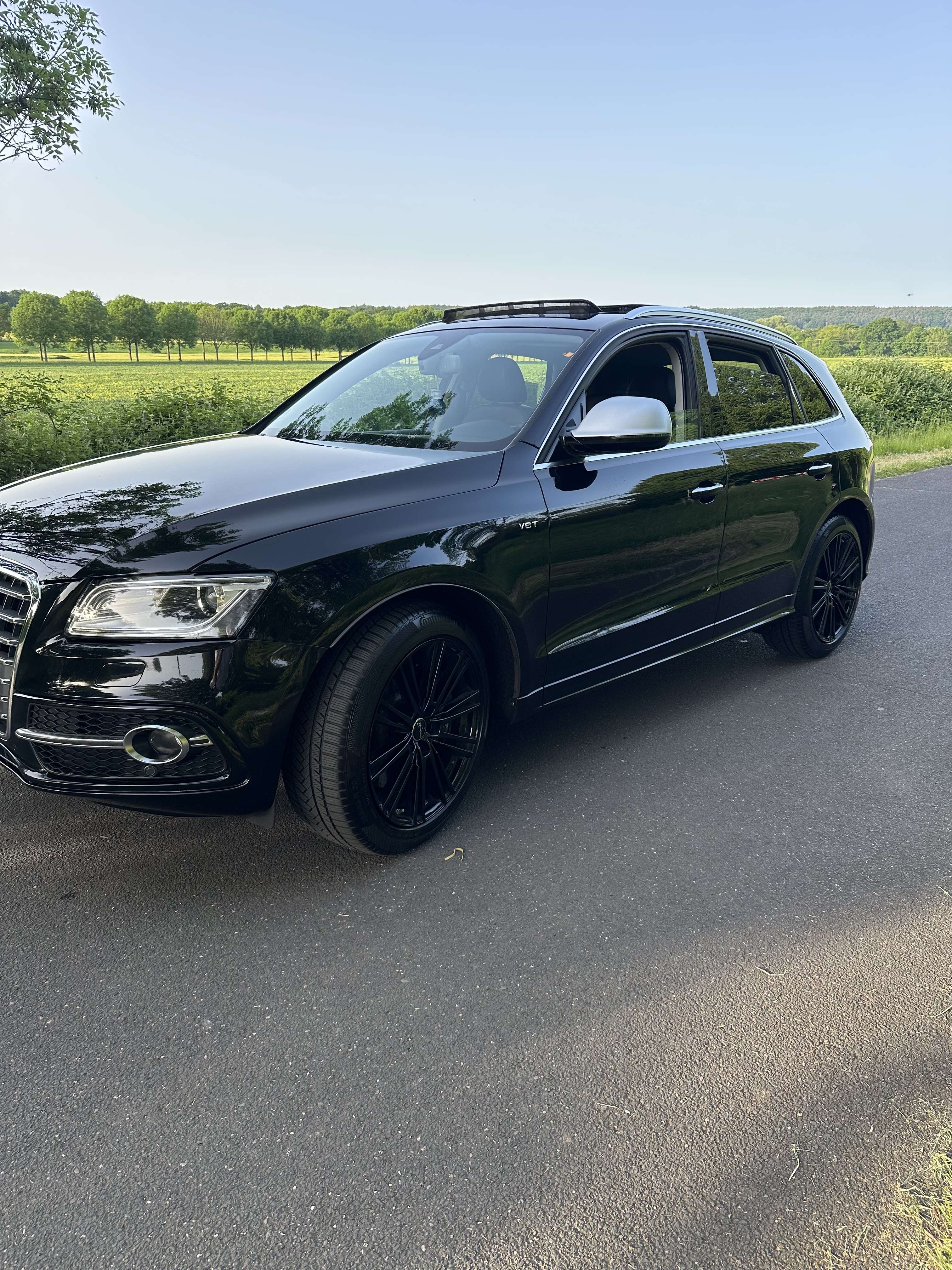 Second hand Audi Q5 3.0