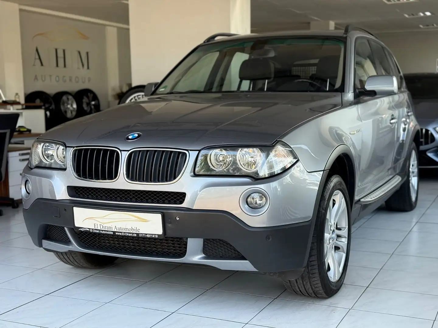BMW X3 20d xdrive Pano/Navi/Steuerkette NEU/PDC/SHZ/ Grijs - 1