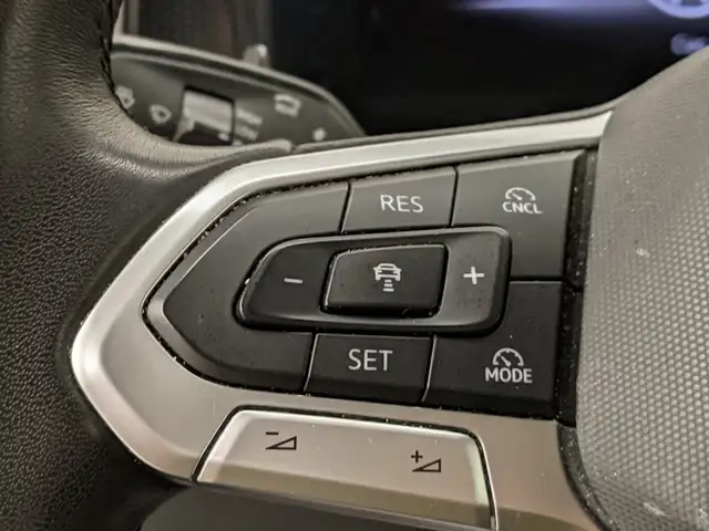 Volkswagen Tiguan view 9
