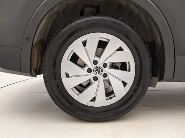 Volkswagen Tiguan view 8