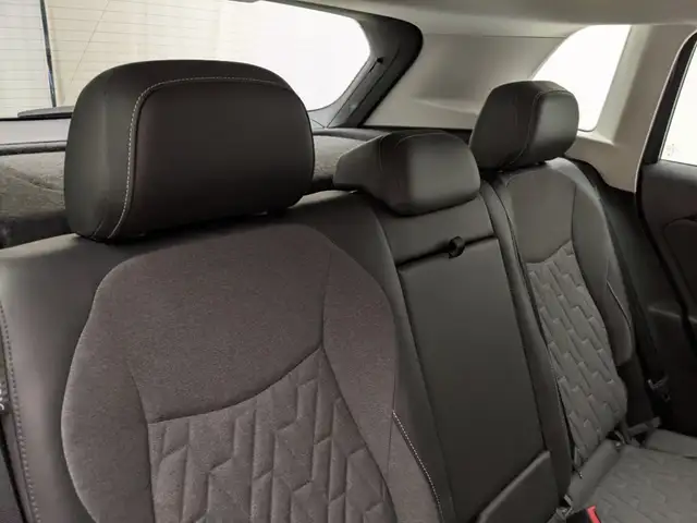 Volkswagen Tiguan view 7