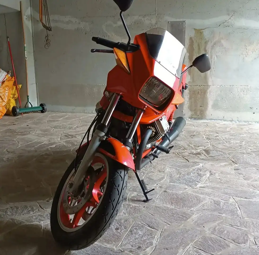 Moto Guzzi V 65 Lario crvena - 2
