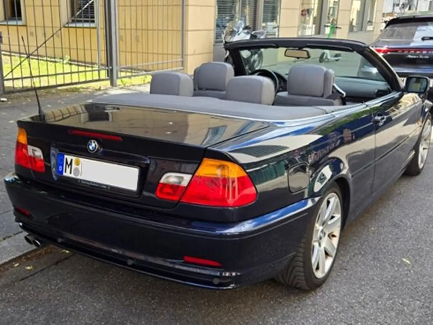 BMW 330 330 Ci A Cabrio Albastru - 1