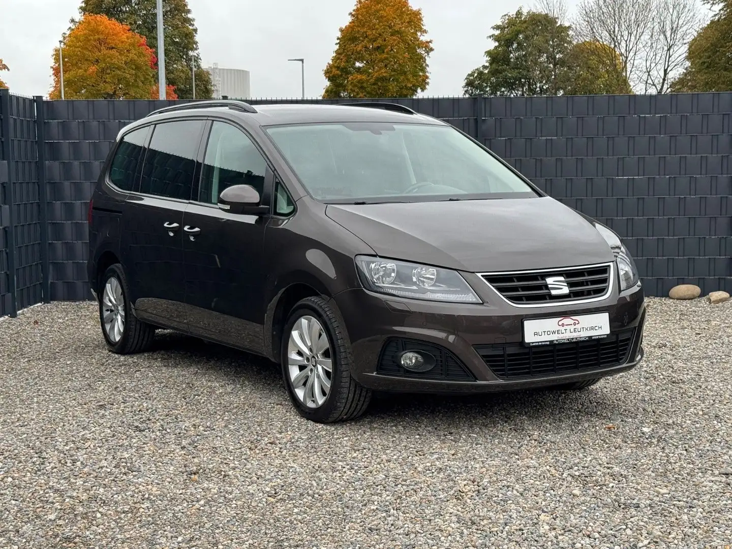 SEAT Alhambra Style 2.0TDI DSG KLIMA 7SITZER NAVI PDC Brun - 2