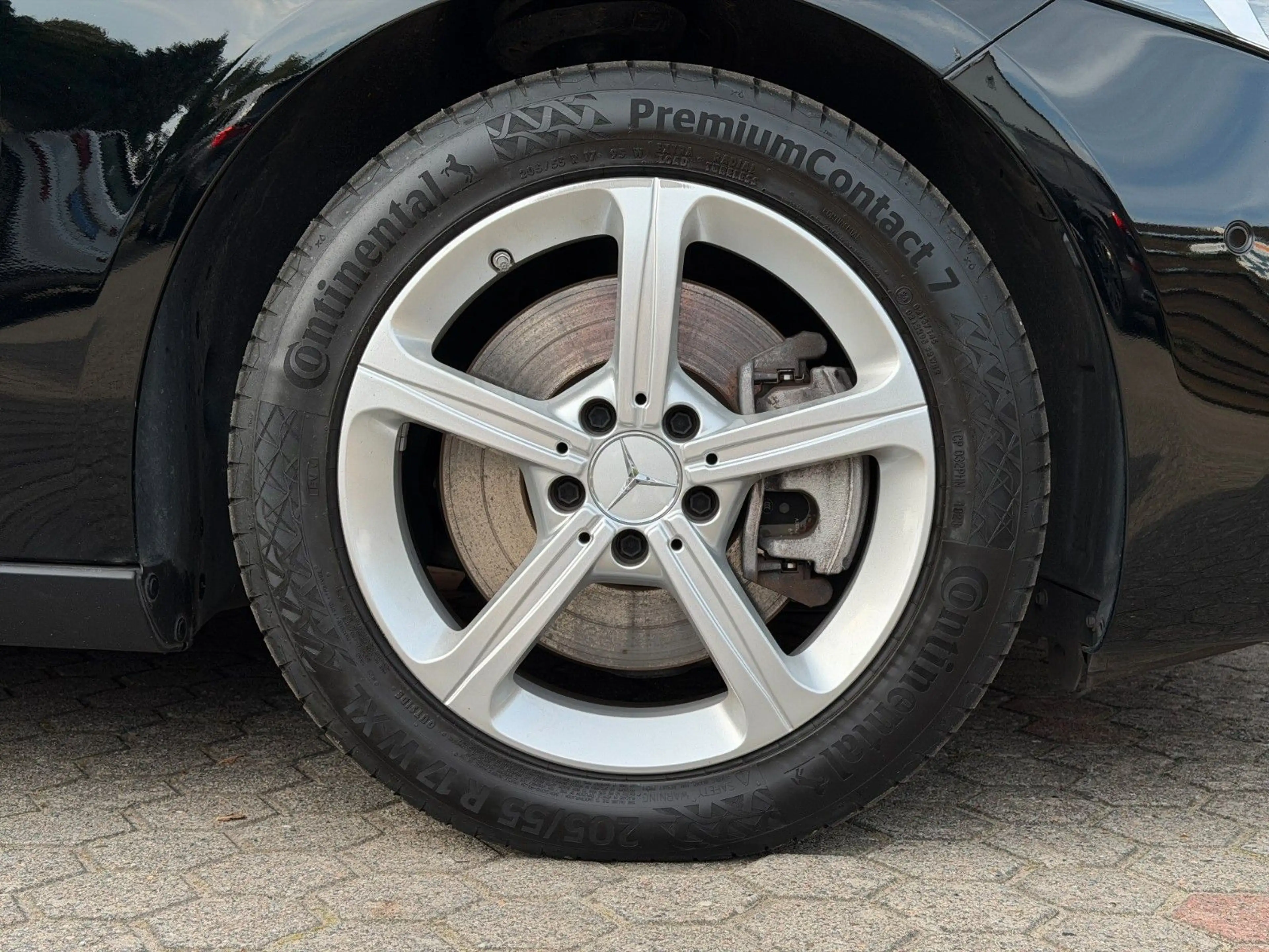 Mercedes-Benz A 250 e Plug-In Klima*SHZ*Scheckheft*1.Hand! — photo 9