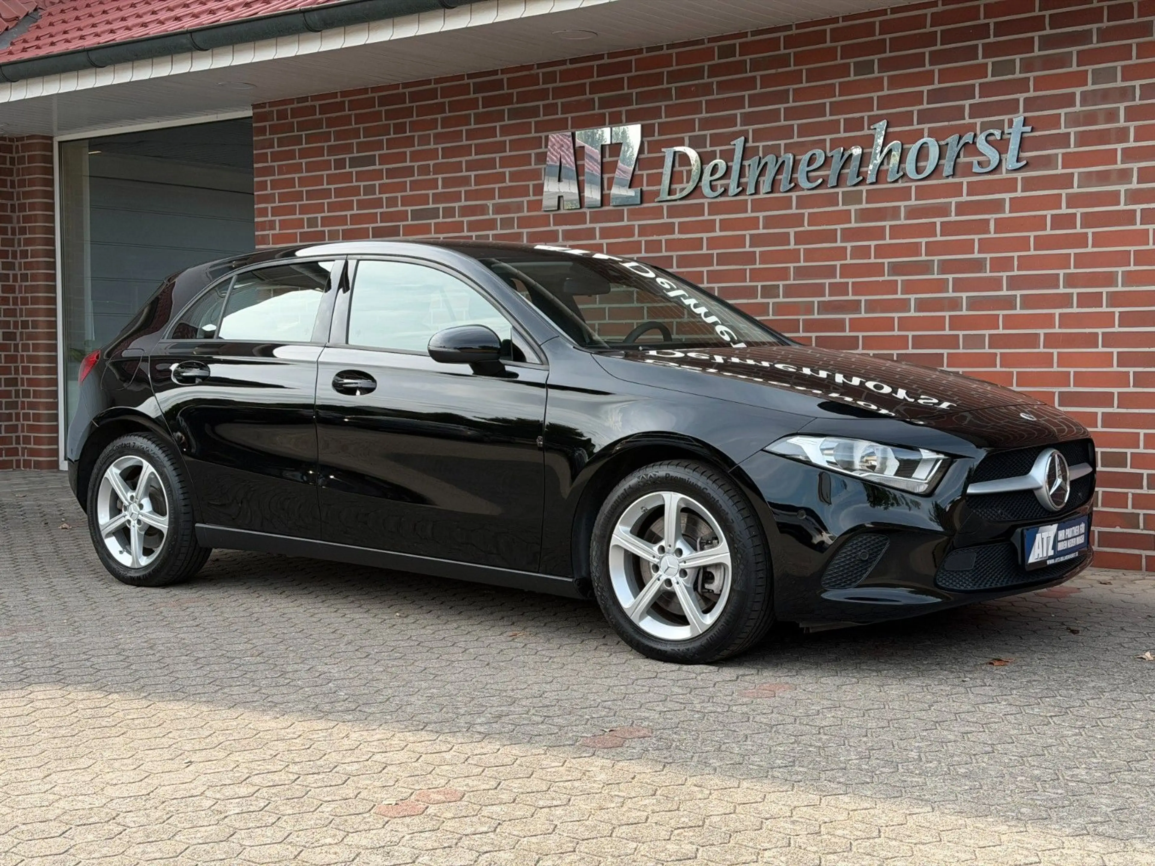 Mercedes-Benz A 250 e Plug-In Klima*SHZ*Scheckheft*1.Hand! — photo 7