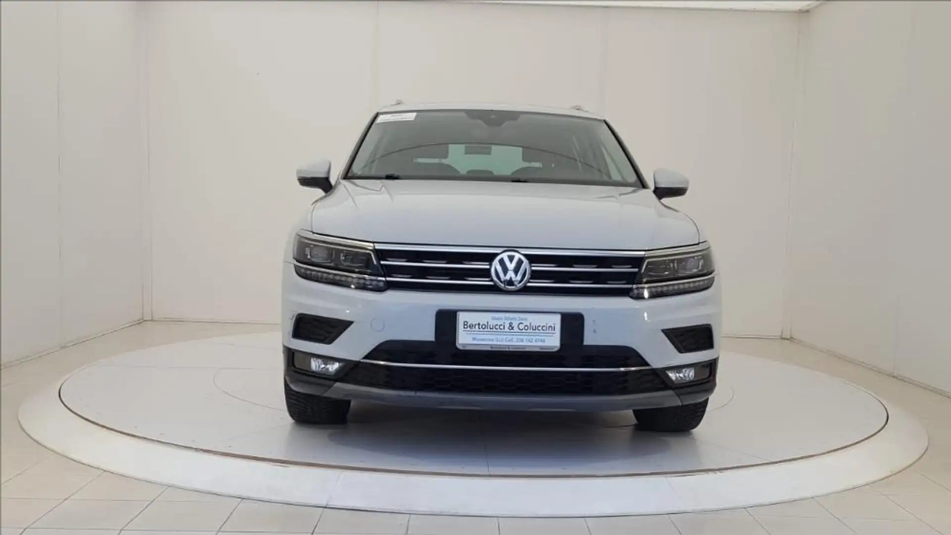 Volkswagen Tiguan 2.0 TDI SCR DSG 4MOTION Advanced BMT Bianco - 2