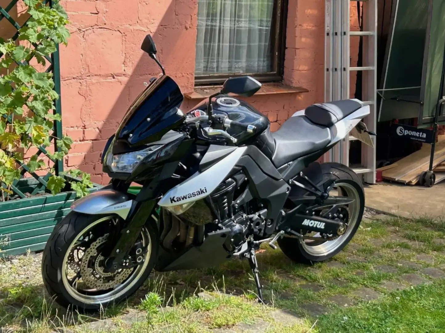 Kawasaki Z 1000 Negru - 1