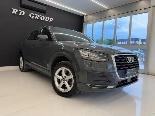 Audi Q2 view 4